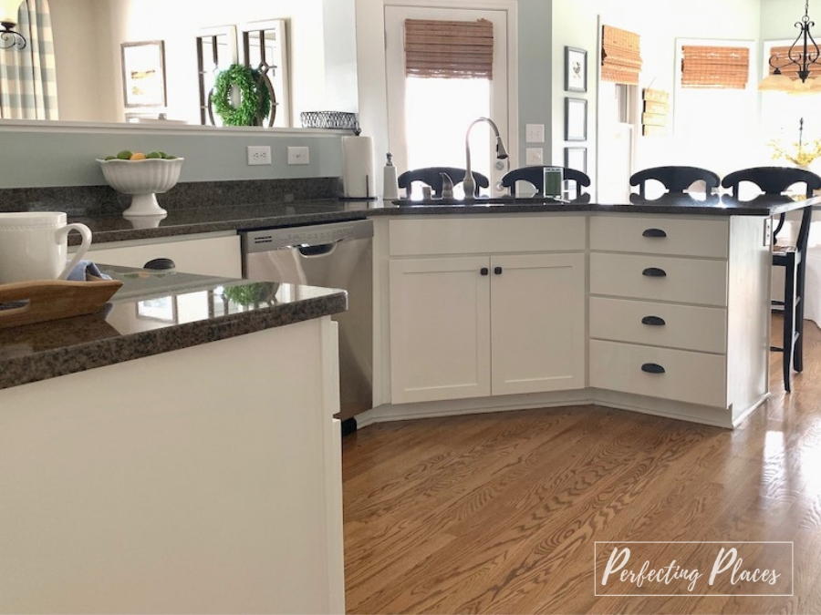 Painted Kitchen Cabinet Makeover