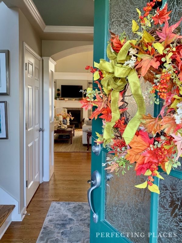 Fall door decor by Perfecting Places