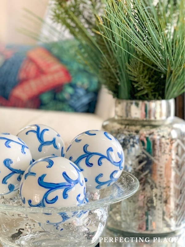 Handpainted Chinoiserie Christmas Ornament DIY