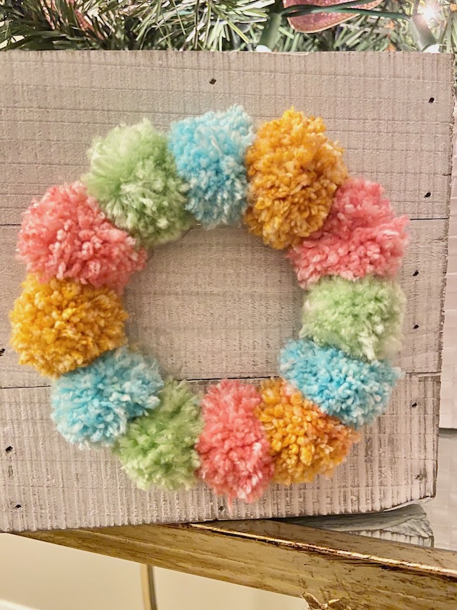 Pom Pom Christmas Wreath Decor