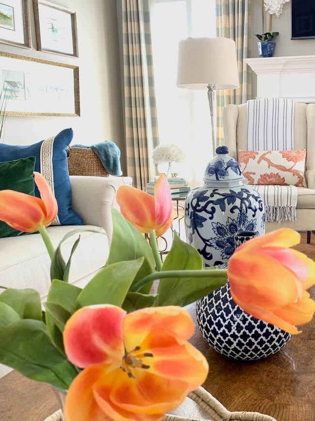 Spring Decorating Ideas with Tulips