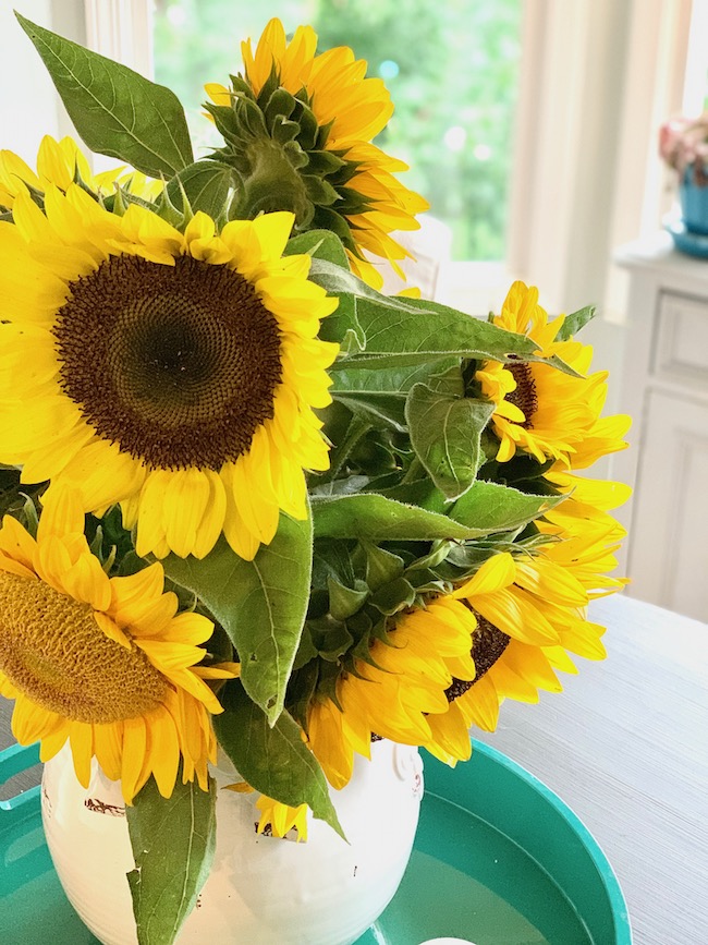 Sunflower centerpieces deals