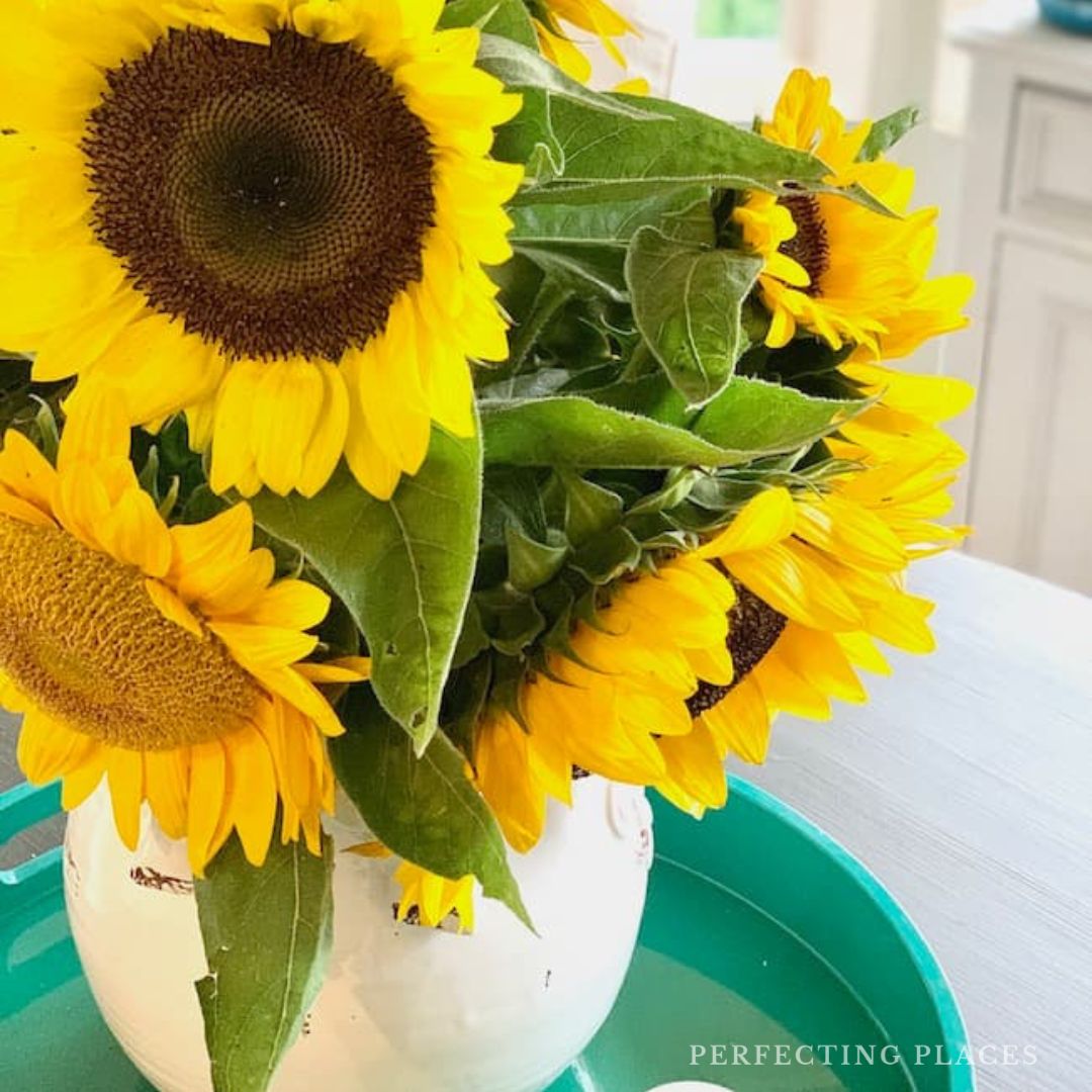 Simple Summer Centerpieces for Tables