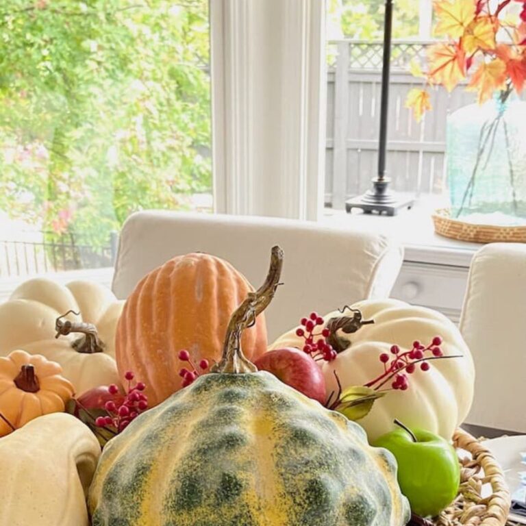 Creative Ideas for Displaying and Decorating Pumpkins for Fall