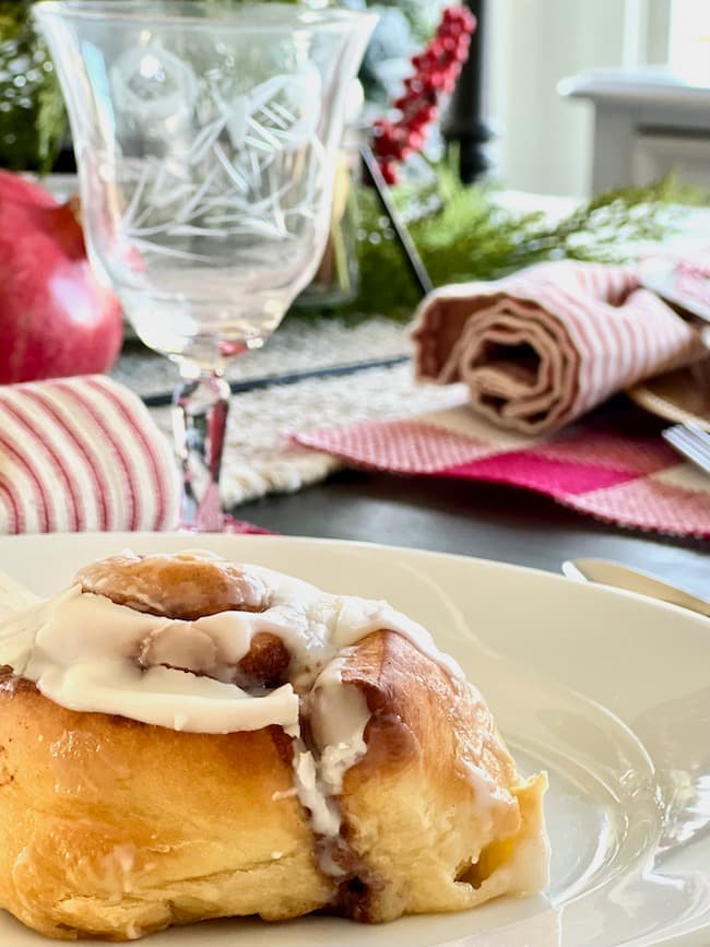 Christmas Brunch Table Settings