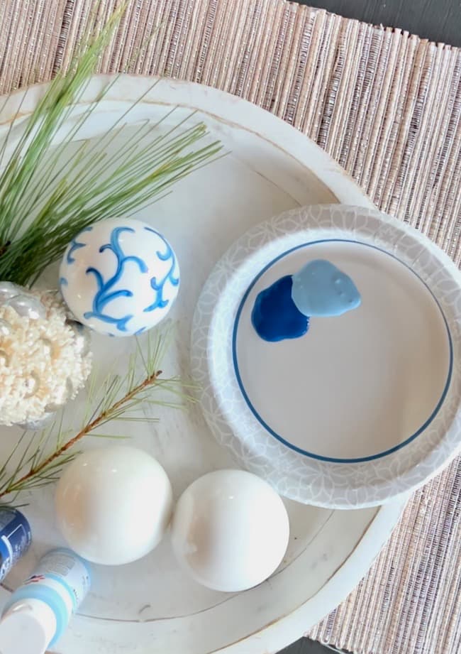 An Easy Blue and White Chinoiserie Christmas Ornament to Make