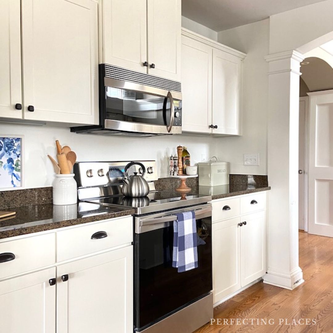 26 Simple Ideas for How to Declutter Your Kitchen