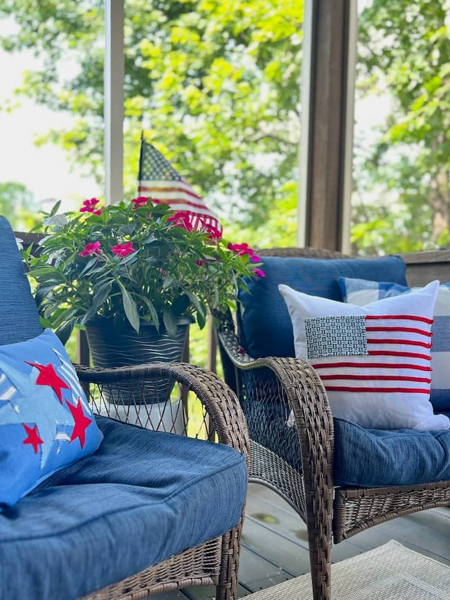 Patriotic No Sew Pillow Ideas