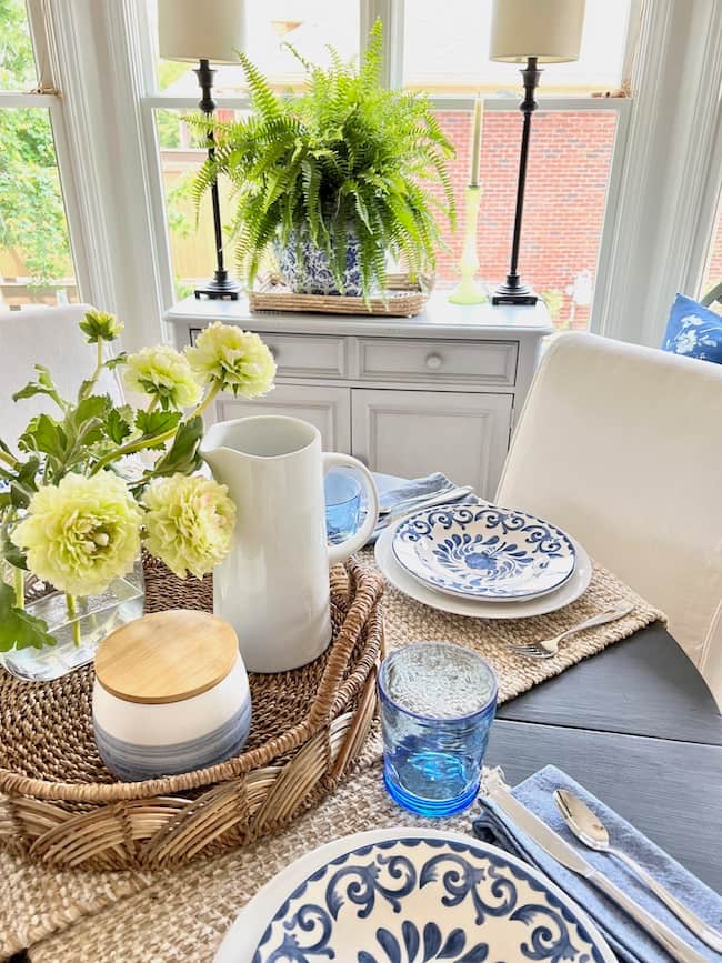 Round Table Centerpiece Ideas for Summer with two jute table runners in breakfast area