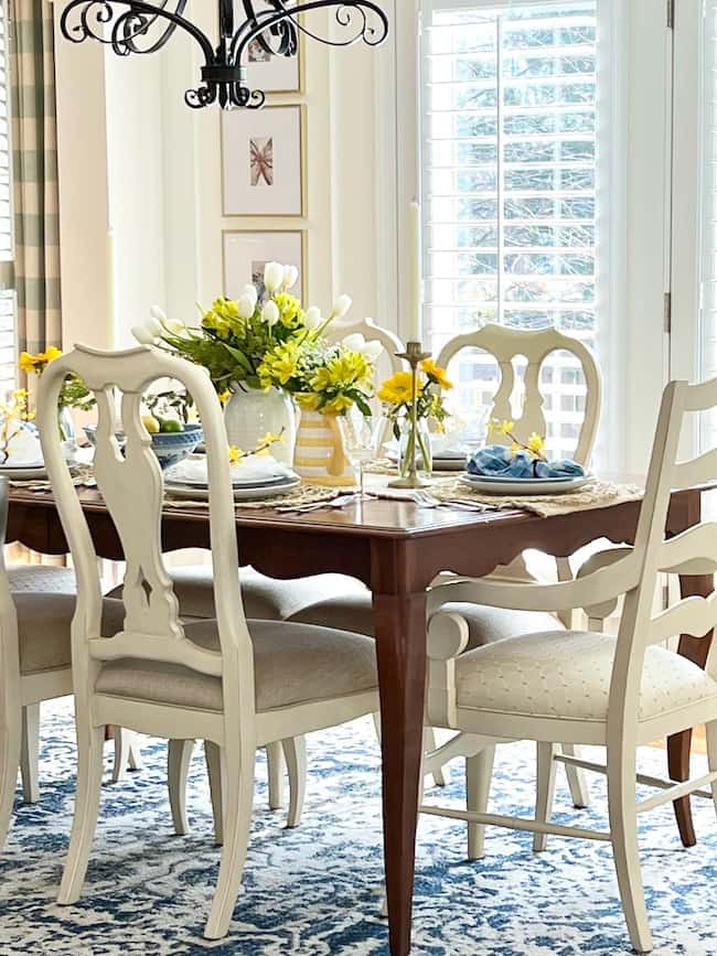 Yellow and Blues Spring tablescape and Simple Table Setting Ideas