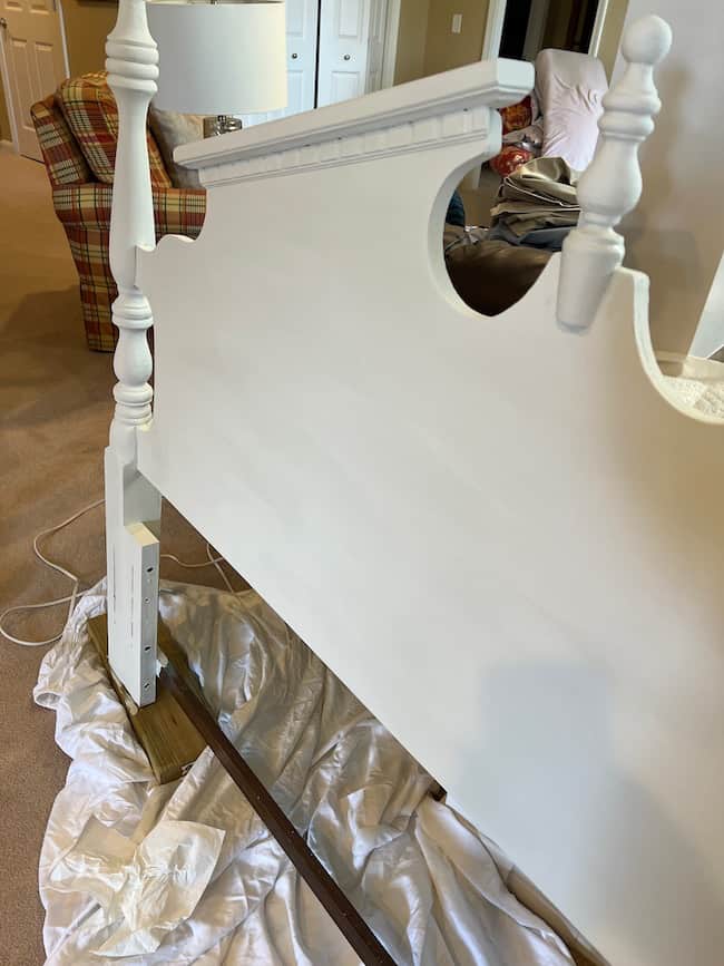 Update an old bed with chalk painted headboard and footboard in Annie Sloan Old White